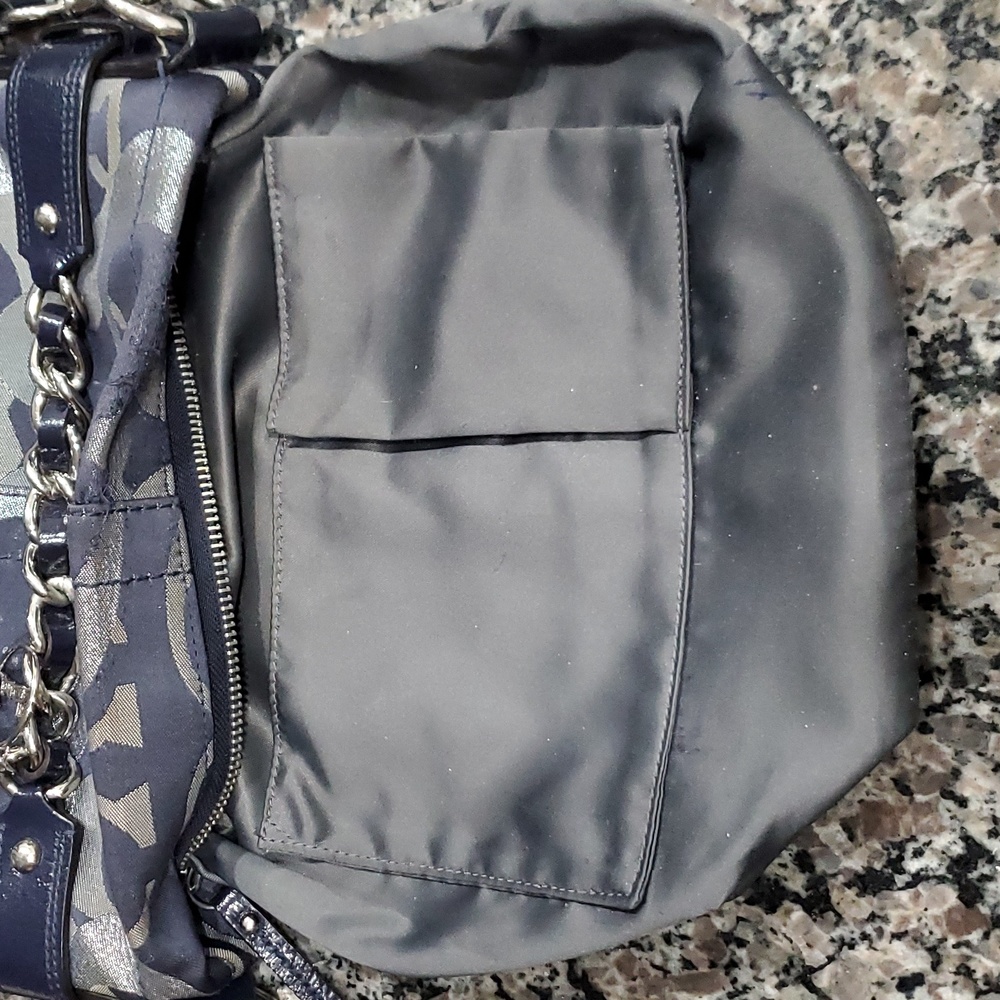 Coach Handbag 👜 - Picture 14 of 15